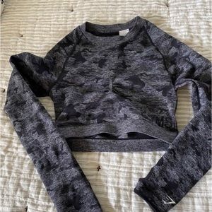 COPY - Gymshark cropped long sleeve